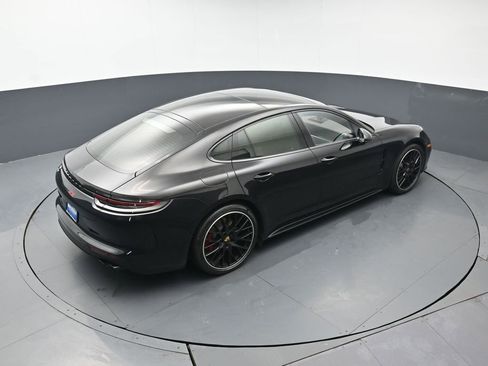 Used 2020 Porsche Panamera GTS image 52