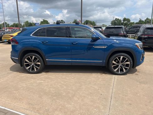 New 2025 Volkswagen Atlas Cross Sport SEL Premium R-Line AWD/4WD image 4