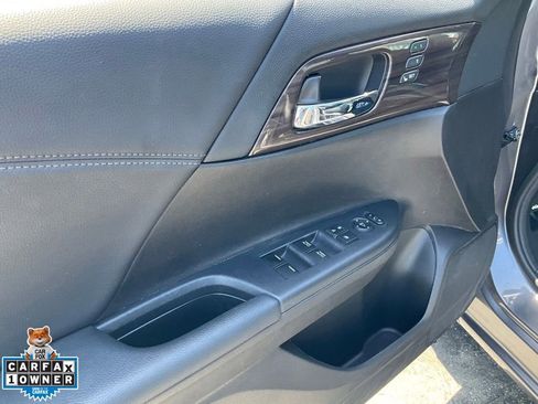 Used 2016 Honda Accord EX-L image 21