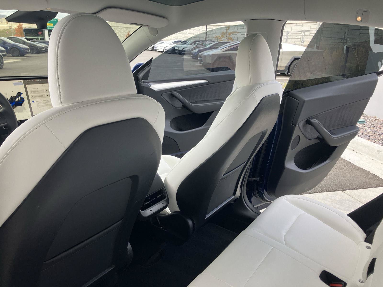 Used 2023 Tesla Model Y Long Range AWD/4WD image 15
