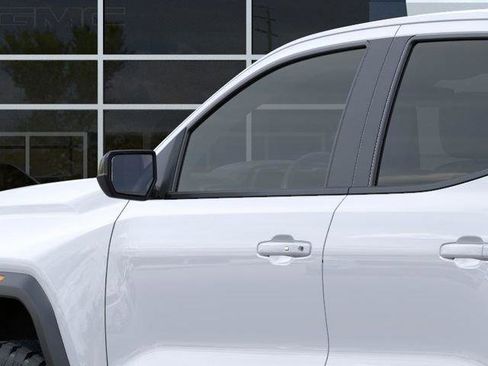 New 2026 GMC Canyon Elevation w/ Convenience Package RWD image 12