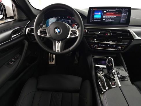 Used 2023 BMW 530i xDrive w/ M Sport Package AWD/4WD image 21