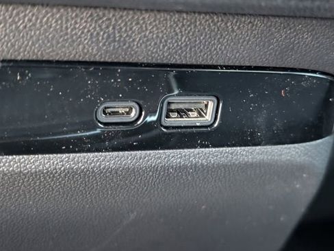 New 2026 Buick Enclave Preferred w/ Power Package image 17