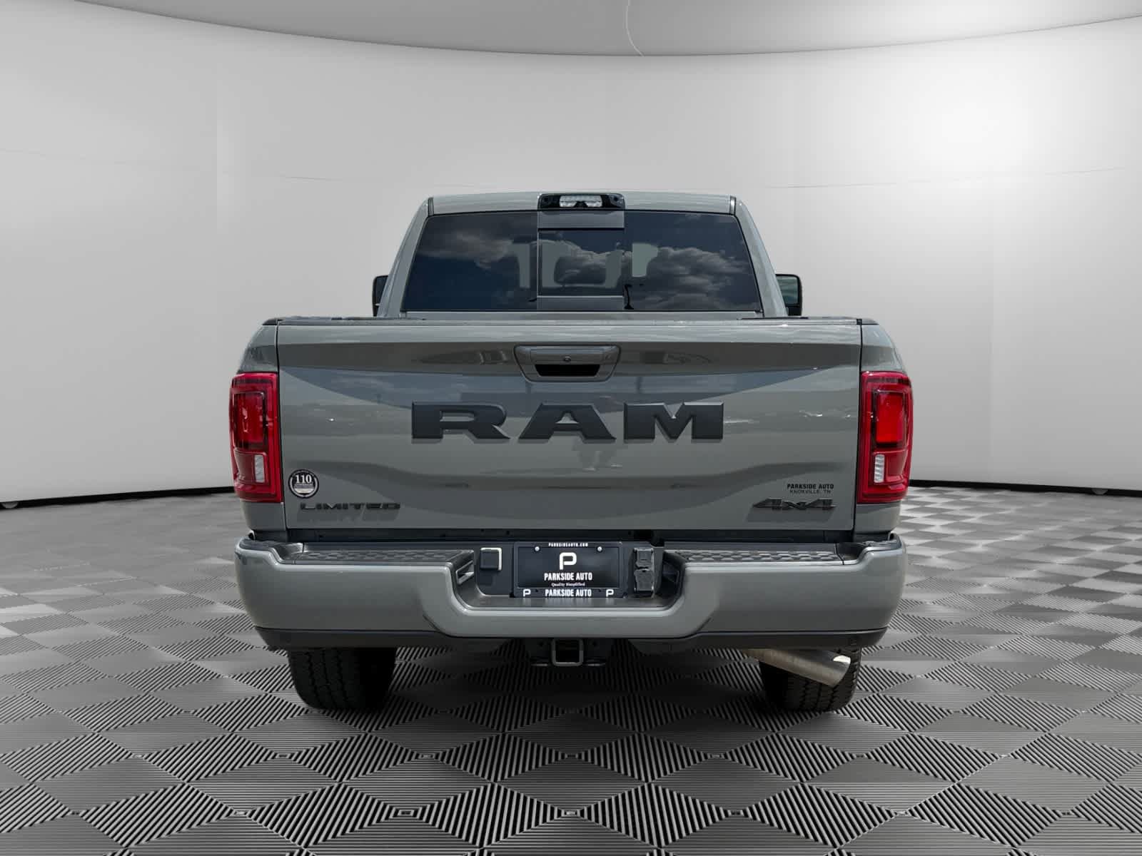 Used 2026 RAM 2500 Limited AWD/4WD image 4