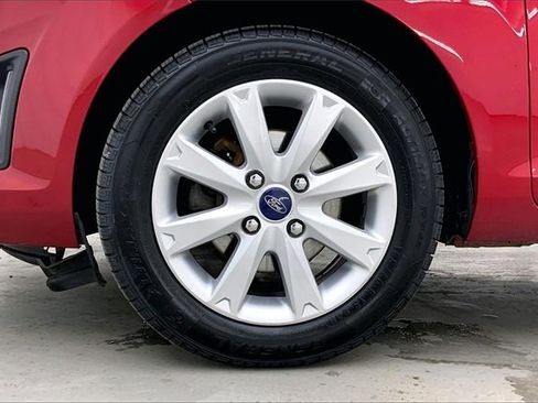 Used 2012 Ford Fiesta SE image 10