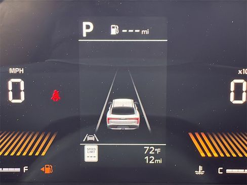 New 2025 Kia K4 LXS image 22