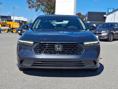 Used 2023 Honda Accord EX image 2