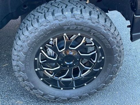 New 2025 GMC Sierra 1500 AT4 w/ AT4 Premium Package image 28