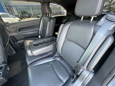 Used 2023 Honda Odyssey Sport image 14