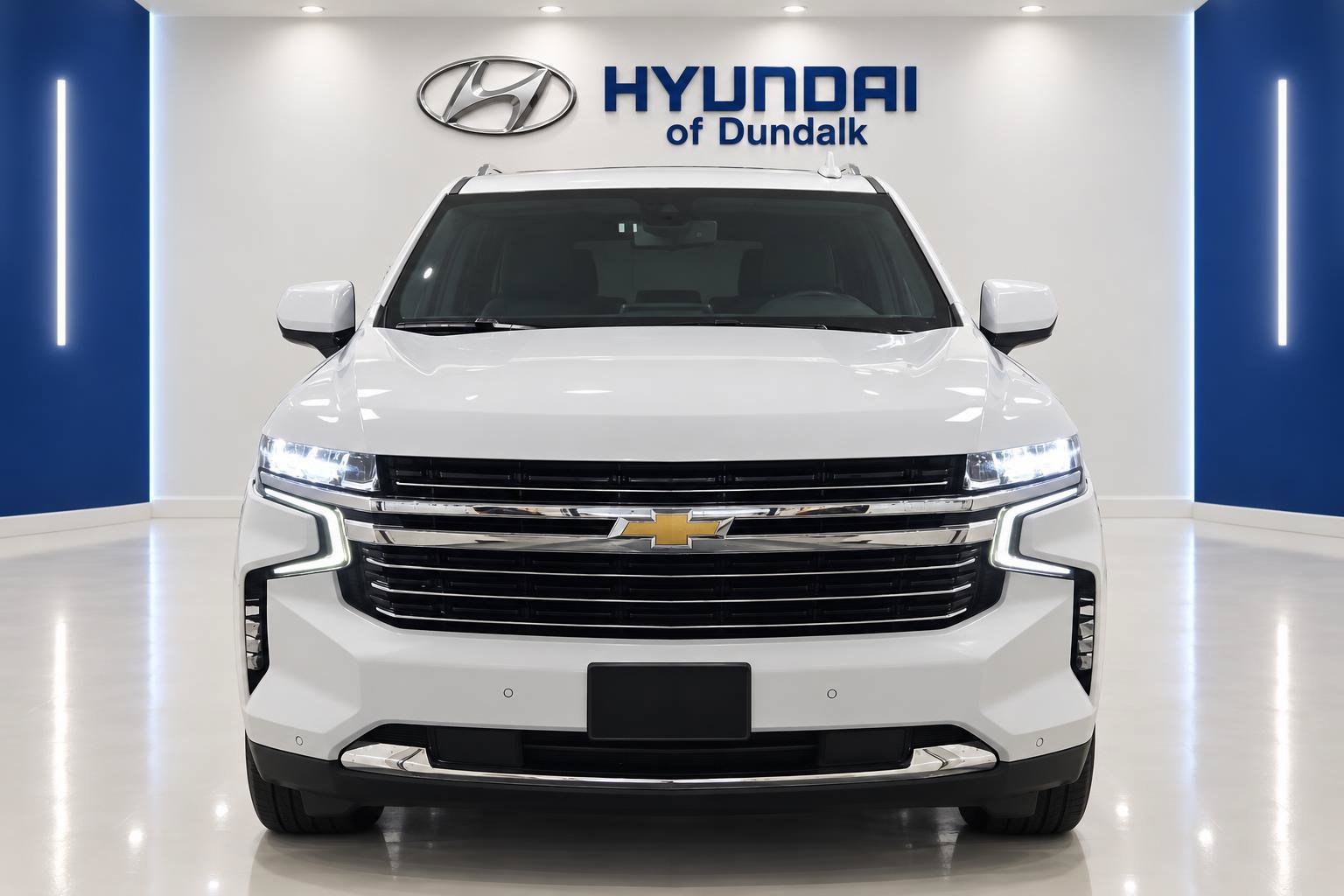 Used 2024 Chevrolet Suburban LT AWD/4WD image 2