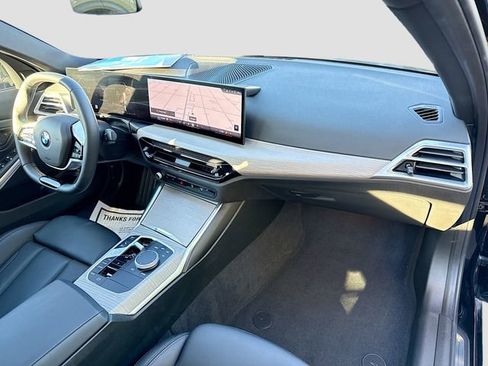Used 2025 BMW 330i xDrive Sedan image 32