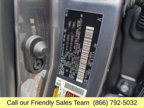 Used 2023 Toyota Highlander Limited AWD/4WD image 27