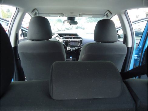 Used 2016 Toyota Prius C Three image 21