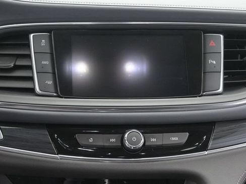 Used 2018 Buick Enclave Essence w/ Trailering Package AWD/4WD image 27