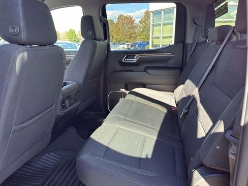 Used 2023 Chevrolet Silverado 1500 RST w/ Z71 Off-Road Package image 15