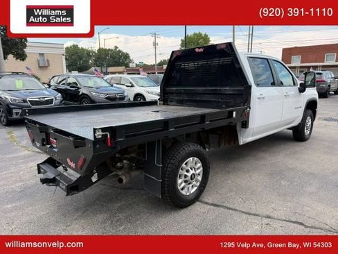 Used 2025 Chevrolet Silverado 2500 LT w/ Convenience Package AWD/4WD image 3