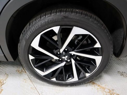 Used 2024 Mitsubishi Outlander SE image 20