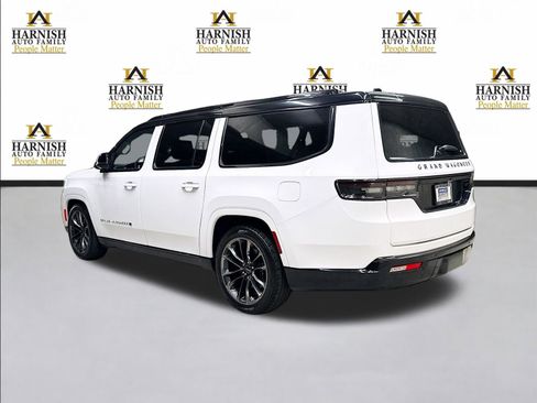 Used 2024 Jeep Grand Wagoneer L Series II w/ Quick Order Packagew 28T AWD/4WD image 8