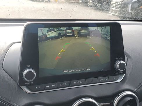 Used 2022 Nissan Sentra SV image 19