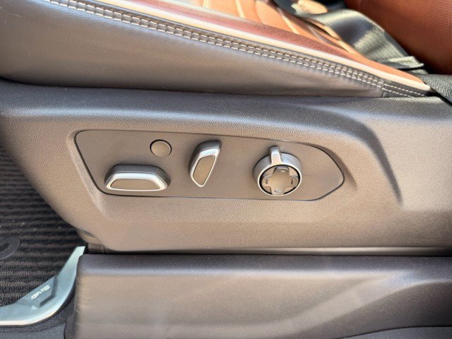 Used 2024 GMC Sierra 1500 Denali Ultimate AWD/4WD image 23