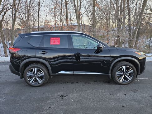 Certified 2023 Nissan Rogue SL image 3