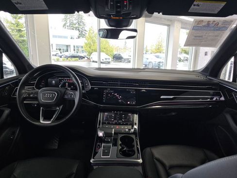 Used 2025 Audi Q7 3.0T Premium Plus image 25