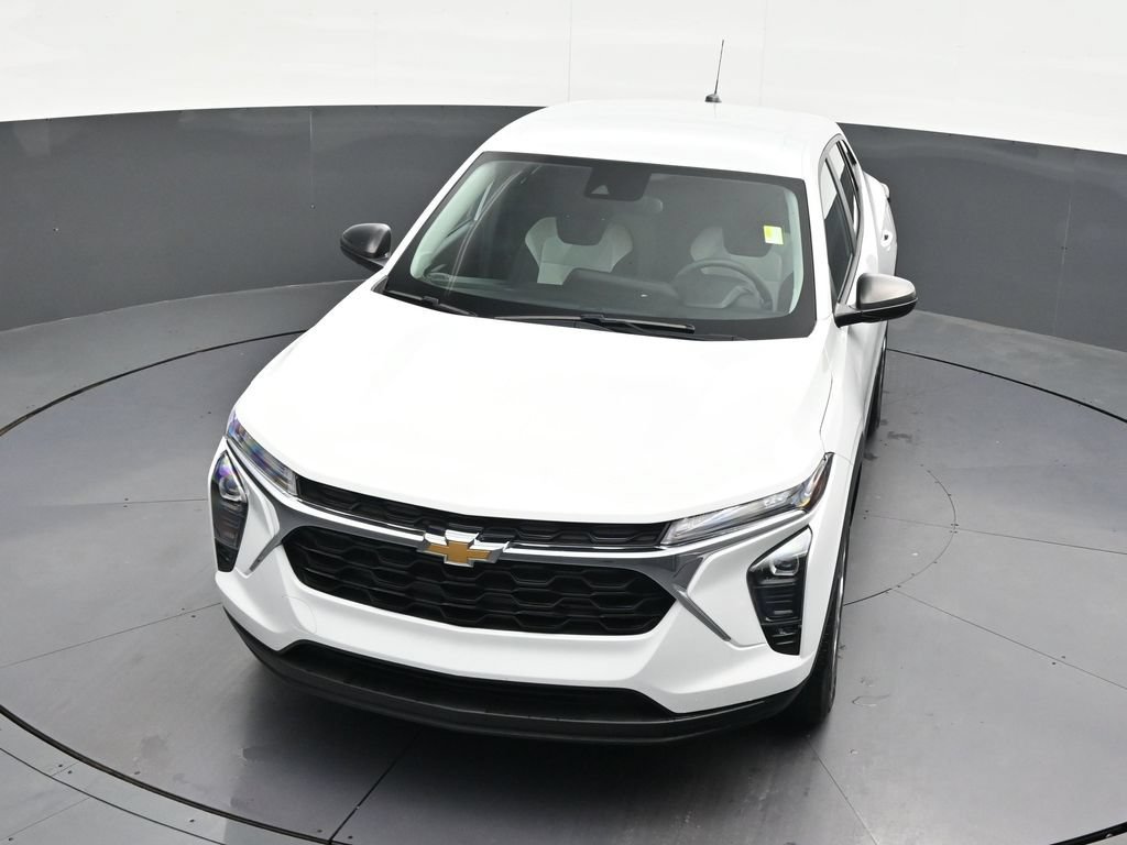 Used 2024 Chevrolet Trax LS w/ Driver Confidence Package FWD image 22