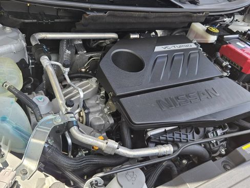Used 2022 Nissan Rogue SL w/ SL Premium Package FWD image 18