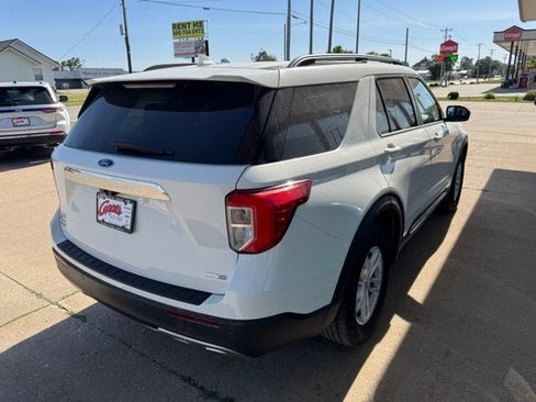 Used 2020 Ford Explorer XLT w/ Equipment Group 202A AWD/4WD image 5