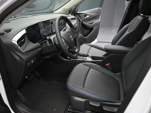 New 2026 Buick Encore GX Sport Touring AWD/4WD image 14
