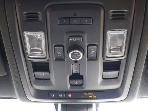 Used 2022 Chevrolet Tahoe High Country image 24