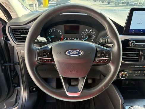 Used 2022 Ford Escape SE image 14