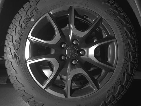 Used 2025 Jeep Compass Trailhawk AWD/4WD image 15