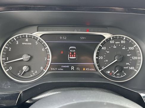 Used 2025 Nissan Pathfinder SL w/ SL Premium Package image 30