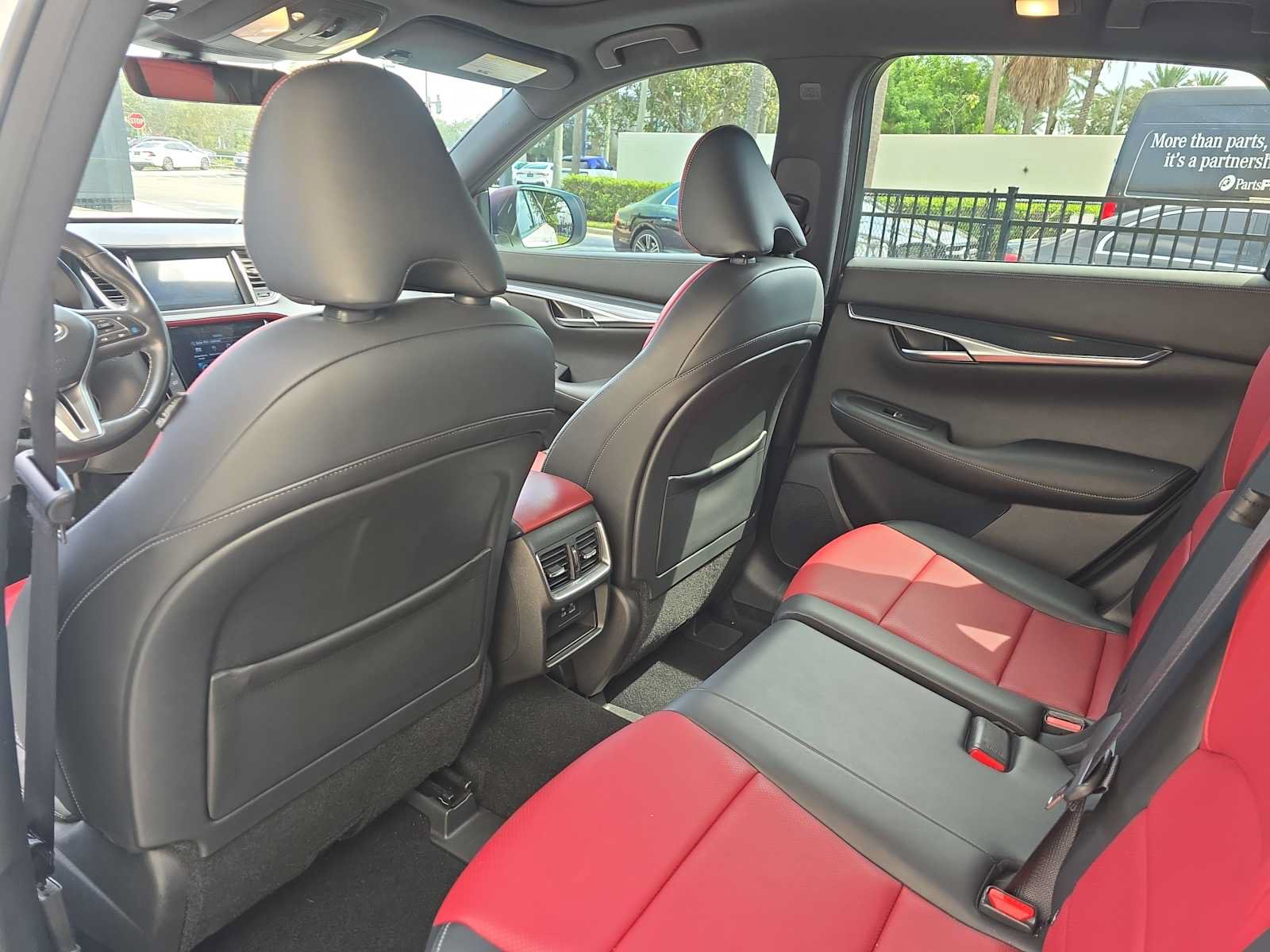 Used 2023 INFINITI QX50 Sport FWD image 12