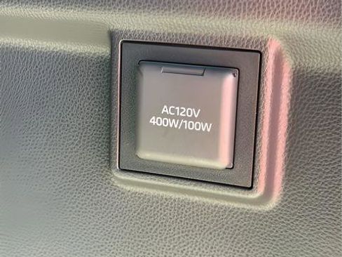 Used 2024 Lexus GX 550 image 27