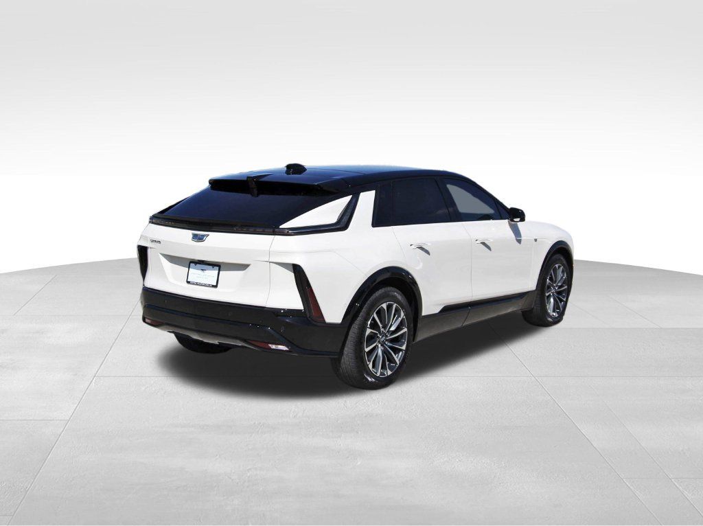 New 2027 Cadillac Lyriq Sport RWD image 4