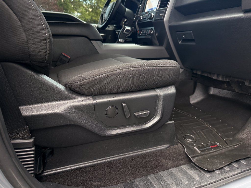 Used 2019 Ford F150 XLT w/ Equipment Group 302A Luxury AWD/4WD image 44
