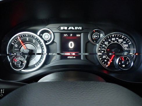 Used 2023 RAM 1500 Lone Star AWD/4WD image 23