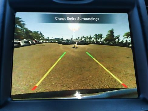 Used 2020 Chrysler 300 S image 33