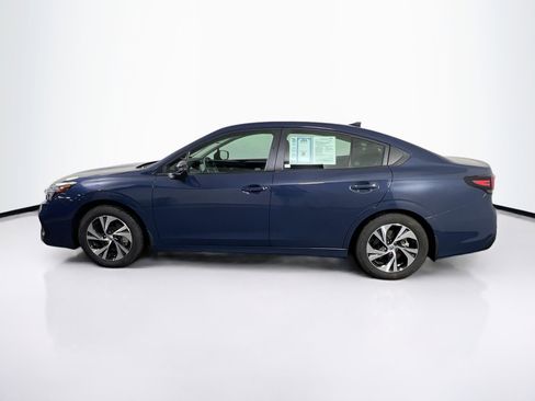 Used 2025 Subaru Legacy Premium AWD/4WD image 8