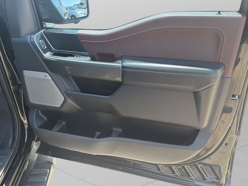 Used 2023 Ford F150 Lariat AWD/4WD image 9