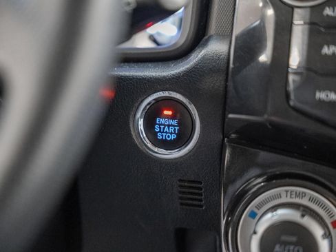 Used 2019 Toyota 4Runner Limited AWD/4WD image 22