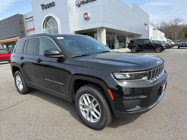 New 2026 Jeep Grand Cherokee Laredo X AWD/4WD image 1