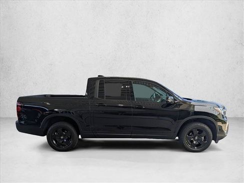 Used 2024 Honda Ridgeline Black Edition image 4