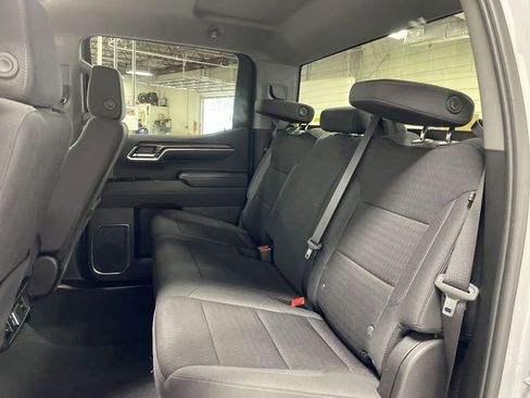 Used 2024 Chevrolet Silverado 1500 LT AWD/4WD image 23