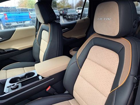 New 2026 Chevrolet Equinox ACTIV w/ Convenience Package III image 5
