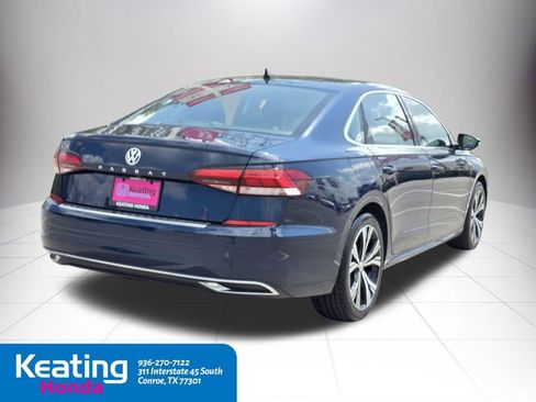 Used 2021 Volkswagen Passat 2.0T SE image 7