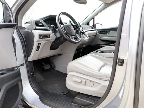 Used 2018 Honda Odyssey EX-L image 40