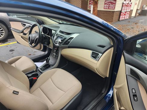 Used 2014 Hyundai Elantra SE w/ Option Group 02 image 20